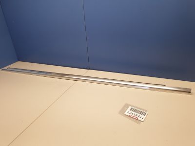 Молдинг стекла передней левой двери для Jaguar XF 2015-