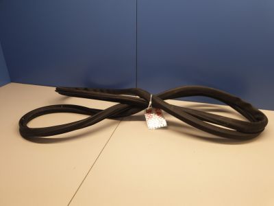 Уплотнитель двери задней для Porsche Cayenne 955 957 2003-2010