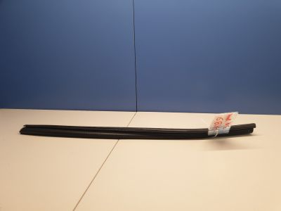 Накладка стекла задней правой двери для Audi A4 B9 2015-