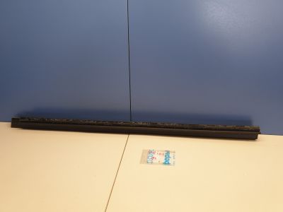 Накладка стекла передней левой двери для Toyota Prius W50 2015-