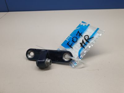 Петля двери передней правой верхняя для BMW 5 F07 Gran Turismo 2009-2017