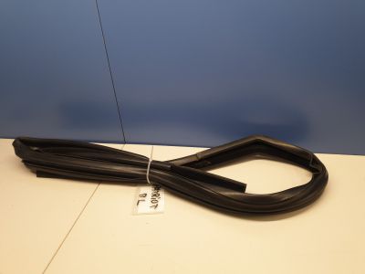 Уплотнитель стекла передней левой двери для Jeep Patriot MK74 2007-2016