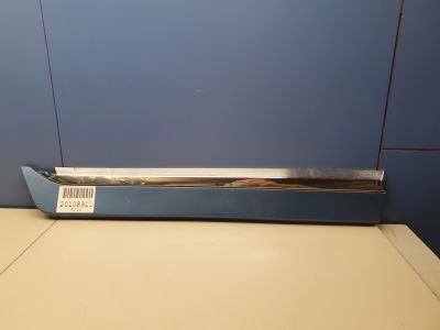 Молдинг двери правый задний для Volvo XC60 2008-2017