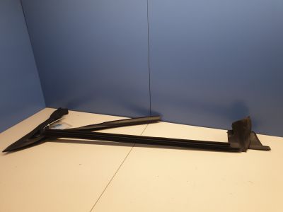 Уплотнитель стекла передней левой двери для Mercedes CLS-klasse W218 2010-2017