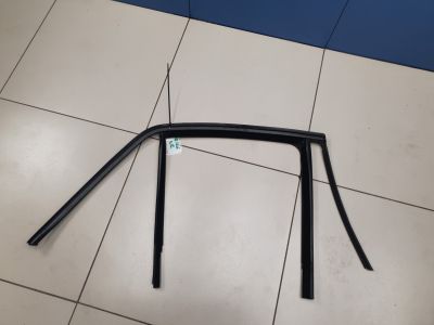 Уплотнитель стекла двери задний правый для Mercedes M-klasse W166 ML GLE 2011-2018