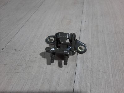 Петля двери передней левой нижняя для Lifan X50 2015-