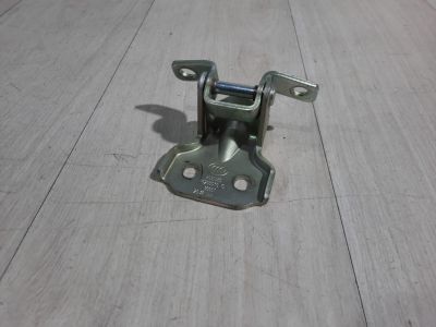 Петля двери задней правой верхняя для Lifan Myway 2016-