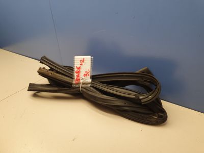 Уплотнитель двери задней левой для Chevrolet Spark M300 2010-2015