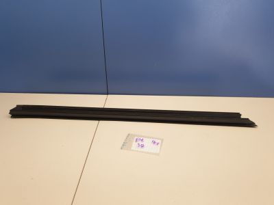 Накладка стекла задней правой двери для Lexus RX GL20 2016-