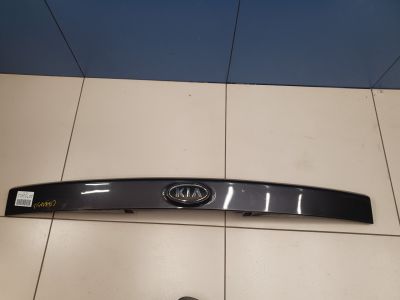 Накладка двери багажника для KIA Carens 2006-2012
