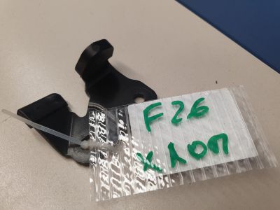 Кронштейн правого отбойника двери багажника для BMW X4 F26 2014-2018