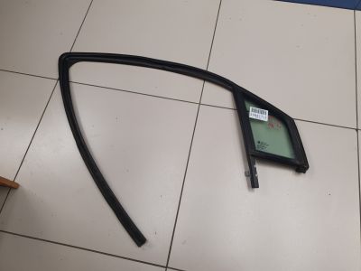 Направляющая стекла передней правой двери для Chevrolet Volt 1 2010-2015