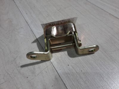 Петля двери задней левой верхняя для Lifan Solano 650 2016-