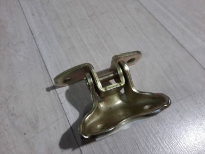 Петля двери передней левой нижняя для Lifan X50 2015-