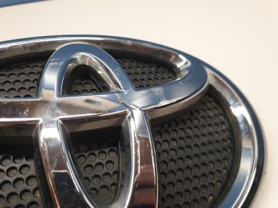 Эмблема для Toyota Land Cruiser Prado 150 2009-