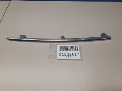 Молдинг решетки радиатора центральный правый для Audi A6 S6 C7 2011-2018