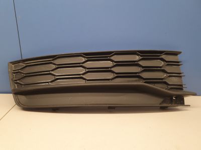 Решетка в бампер правая для Skoda Rapid 2013-