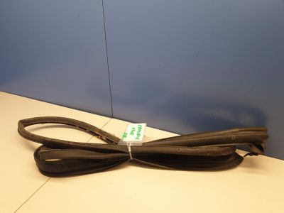 Уплотнитель двери задней правой для Toyota Camry V40 2006-2011