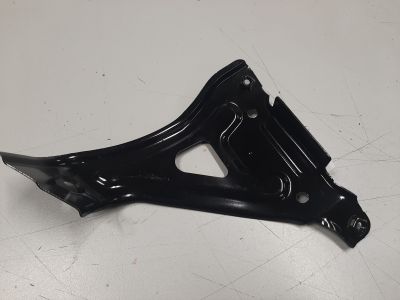 Кронштейн крепления крыла правый для Hyundai Solaris 2017-