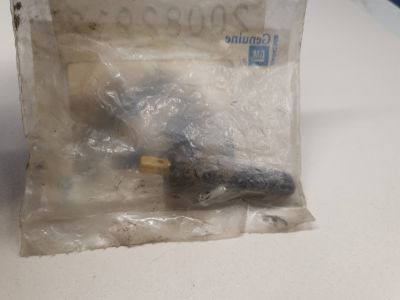 Ниппель  для Cadillac Escalade 3 2006-2014