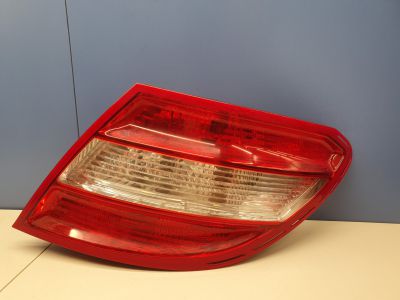 Фонарь на крыло правый для Mercedes C-klasse W204 2007-2015
