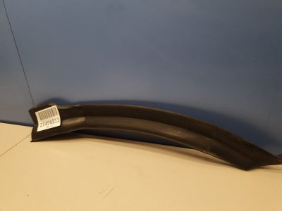 Уплотнитель двери задней правой для Land Rover Range Rover Evoque 2011-2018