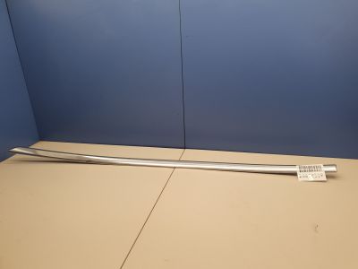 Молдинг двери правый передний для Cadillac XT5 2016-