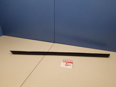 Накладка стекла передней левой двери для Land Rover Discovery 2017-