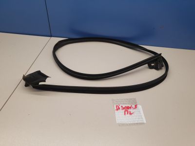 Уплотнитель двери передней левой для Land Rover Discovery 2017-