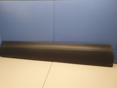 Молдинг двери левый передний для Land Rover Discovery 2017-