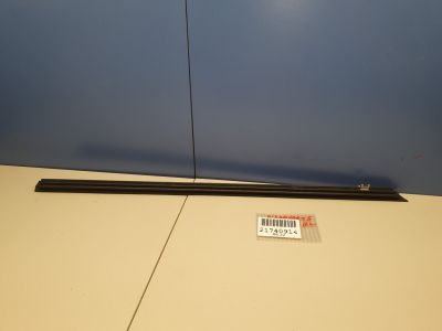 Накладка стекла передней левой двери для Land Rover Discovery 2017-