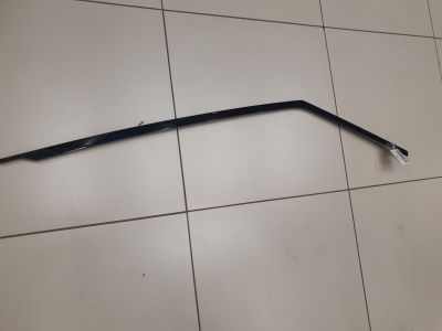 Молдинг рамки передней левой двери для Land Rover Discovery 2017-