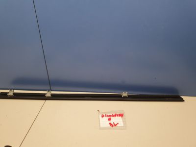 Накладка стекла задней левой двери для Land Rover Discovery 2017-