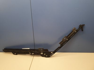 Кронштейн накладки двери задней левой для Land Rover Discovery 2017-