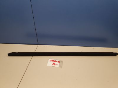 Накладка стекла задней левой двери для Land Rover Discovery 2017-