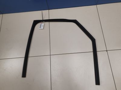 Уплотнитель стекла двери задний левый для Land Rover Discovery 2017-