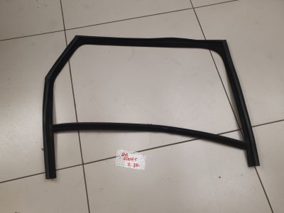 Уплотнитель стекла двери задний правый для Land Rover Range Rover Sport 2013-