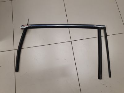 Уплотнитель стекла двери задний правый для Ford S-MAX 2006-2015