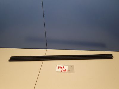 Накладка стекла передней правой двери для BMW X1 F48 2015-2023