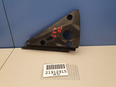 Уплотнитель зеркала правого для BMW X1 F48 2015-2023