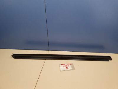 Накладка стекла передней левой двери для Mercedes GLC-klasse X253 2015-