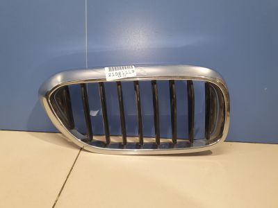 Решетка радиатора правая  для BMW 5 G30 F90 2016-