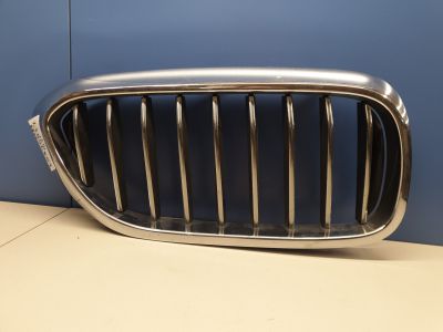  Решетка радиатора правая для BMW 5 G30 F90 2016-