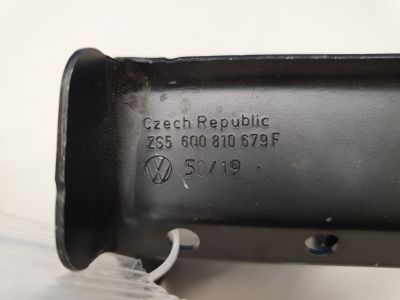 Кронштейн крепления крыла левый для Skoda Fabia 5J 2007-2015