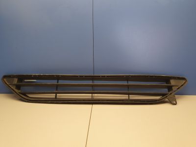 Решетка в бампер центральная для Nissan X-Trail T32 2014-