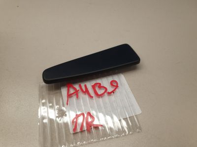 Заглушка двери передняя правая для Audi A4 B9 2015-