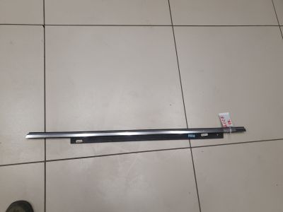 Молдинг стекла задней правой двери для Audi A6 C7 Allroad quattro 2012-2019