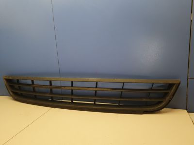 Решетка в бампер центральная для Volkswagen Jetta A6 2010-2018