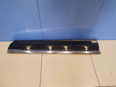 Молдинг двери правый передний для Volkswagen Touareg 2010-2018