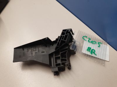 Кронштейн замка двери передней правой для Mercedes C-klasse W205 2014-